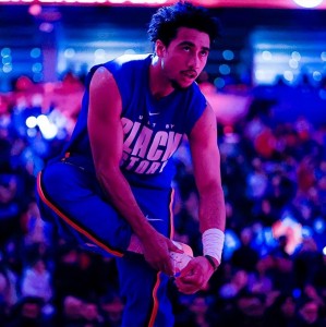 B体育官网-21分+20分+20分！生涯新高！离开76人涅槃重生，4换1大交易血赚