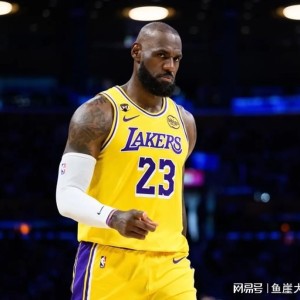B体育官网-湖人127-125掘金！无解的不是赢球，是东契奇和詹姆斯的连番表态
