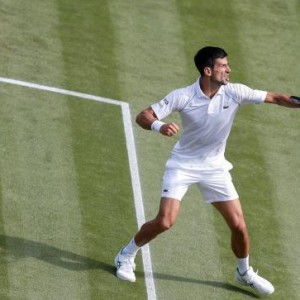 B体育官网-德约科维奇加冕温网“六冠王” 大满贯总数追平费纳